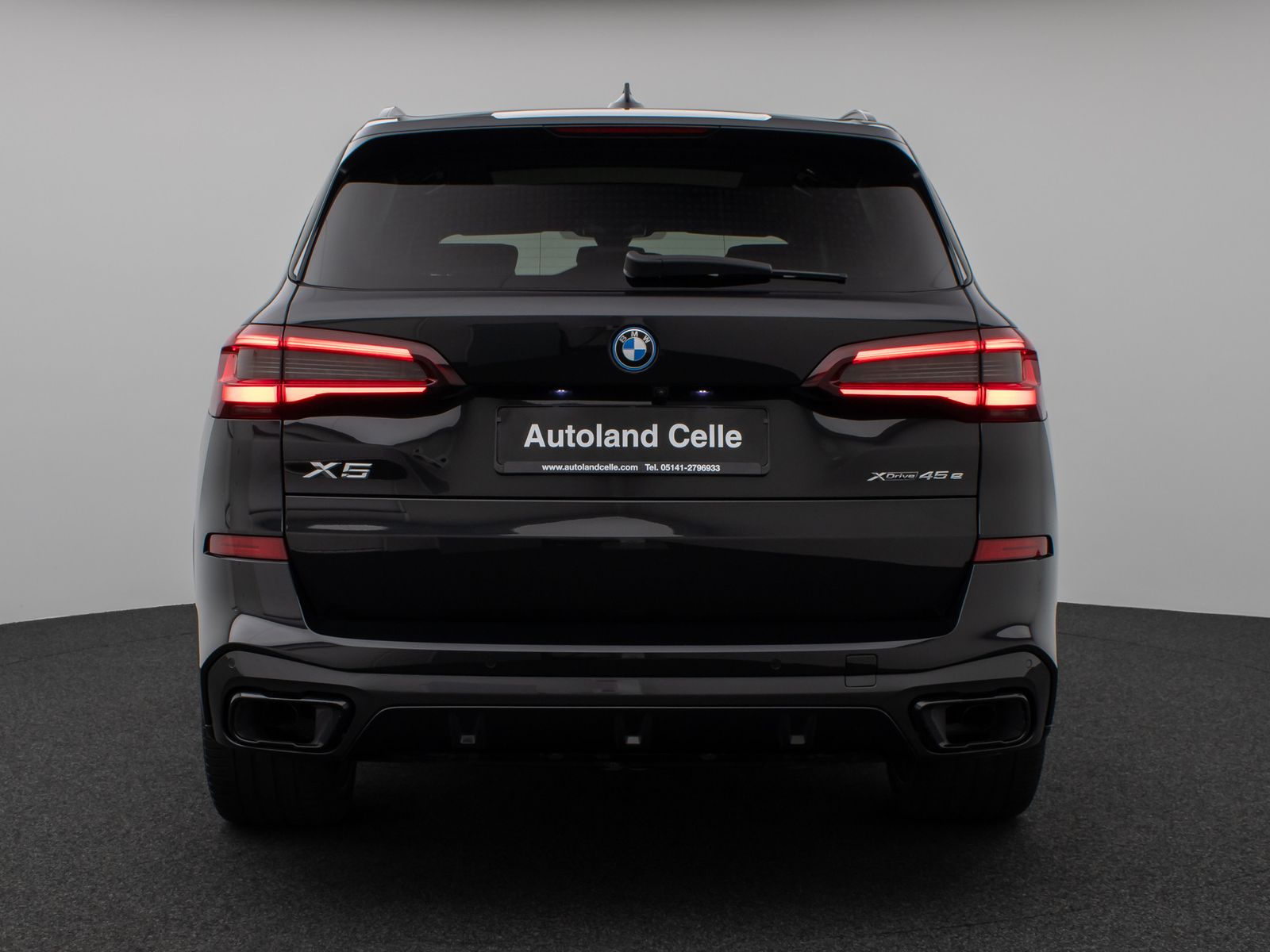 Fahrzeugabbildung BMW X5 xD45e M Sport Panorama Laser 360°HUD DAB HiFi