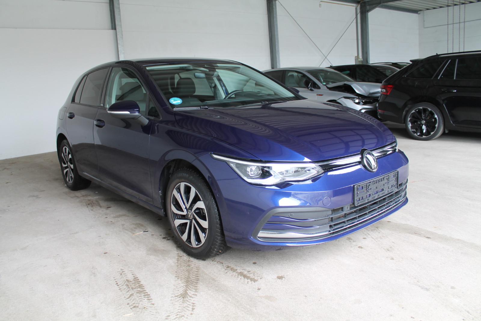 Volkswagen Golf VIII 1.5 TSi Lim. Active HUD IQ-Drive