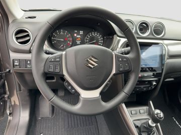 Fotografie 11 des Suzuki Vitara 1.4 Mild-Hybrid Comfort+ Navi SD SHZ