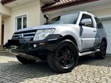 Mitsubishi Pajero 3,2 DI-D Automatik Intense - Mitsubishi Pajero Intense mit Diesel-Antrieb