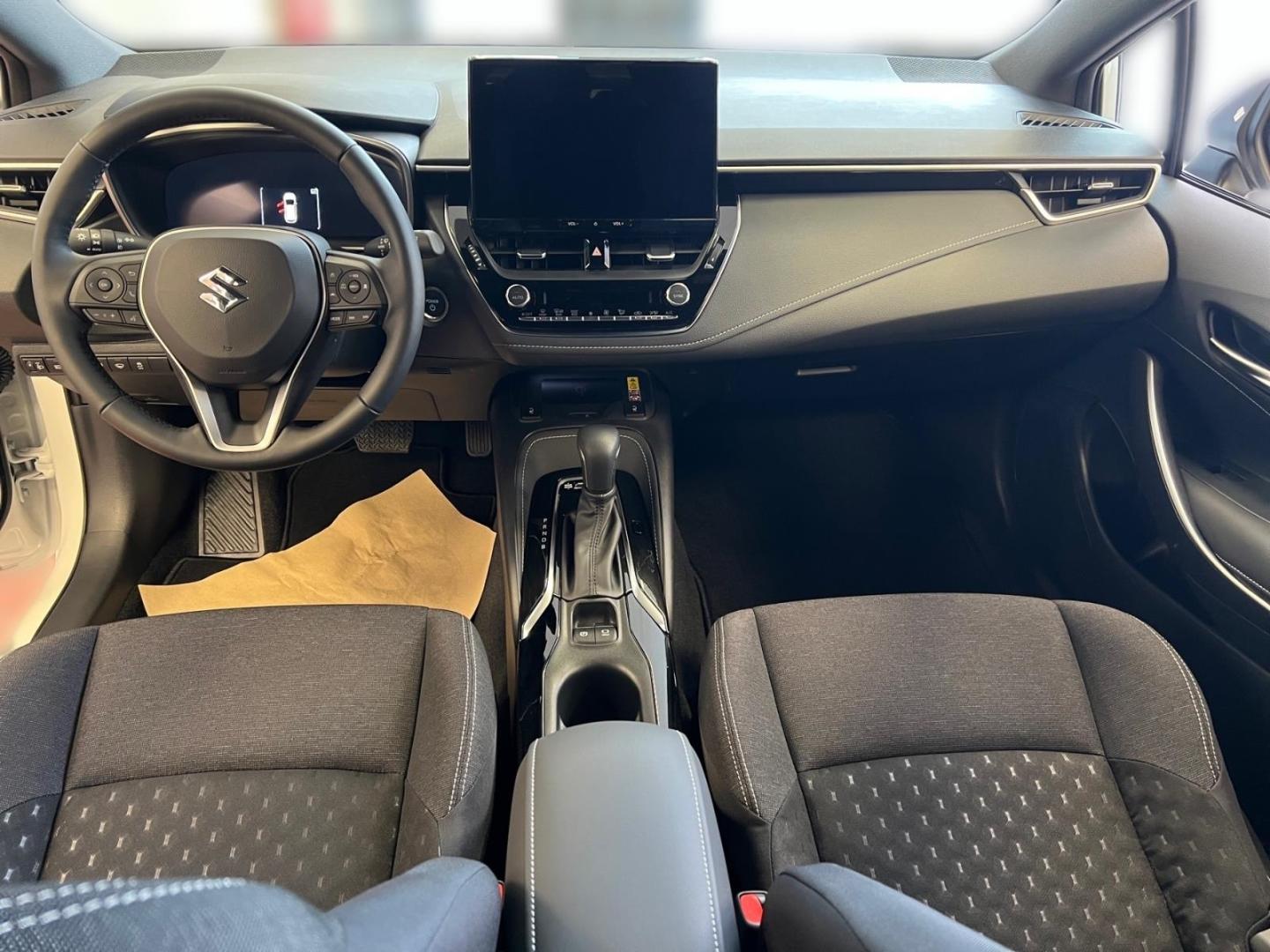 Suzuki Swace 1.8 Hybrid Comfort+ COMFORT+ Navi Digitale
