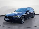 BMW 530i Touring M SPORT Parking Assistant Harman Ka - BMW 5er Reihe mit Benzin-Antrieb: Kombi