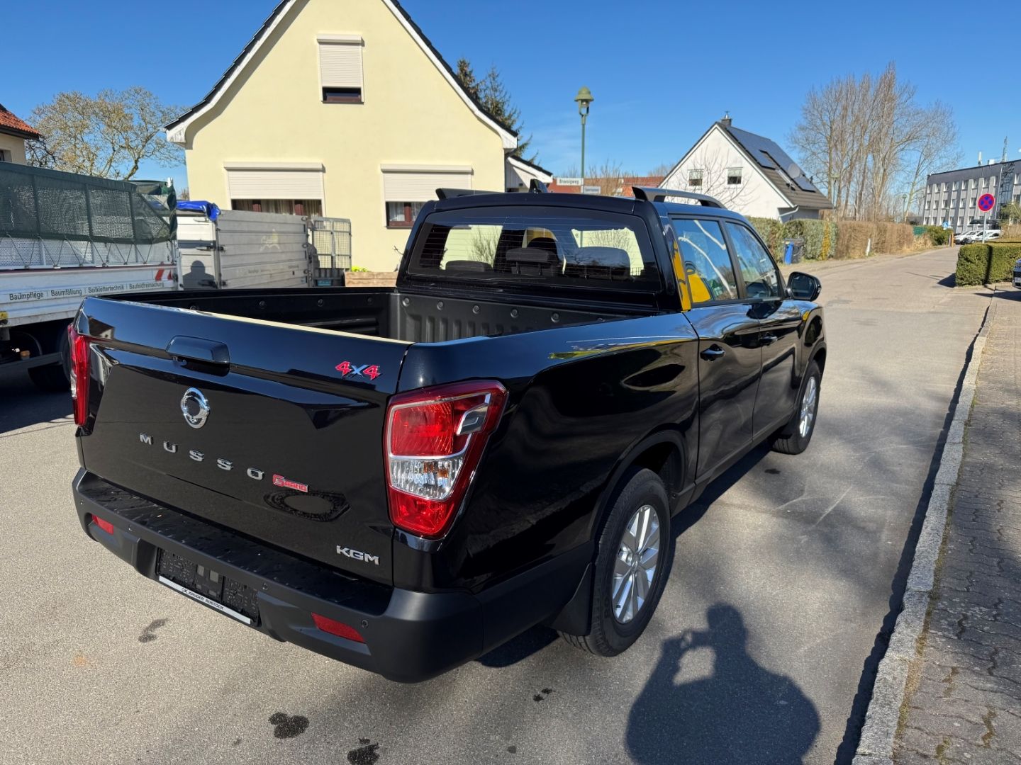 Fahrzeugabbildung KGM Musso Grand 2.0 Lux 4WD Ledersitzpaket +Kamera