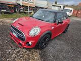 MINI Mini John Cooper Works 2.0 SD Euro 6 anno 2015 - rote MINI COOPER_SD_CLUBMAN