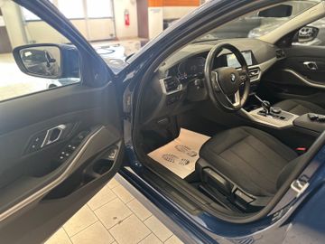 BMW 320 - 12