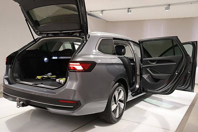 Passat Business 1.5 TSI eHybrid DSG AHK Head-up 