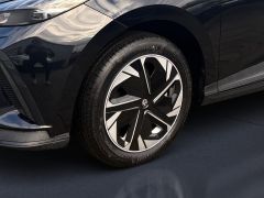 MG MG4 ACC+LED+Fernlichtass.+KlimaA+PDC+DynLicht+AU