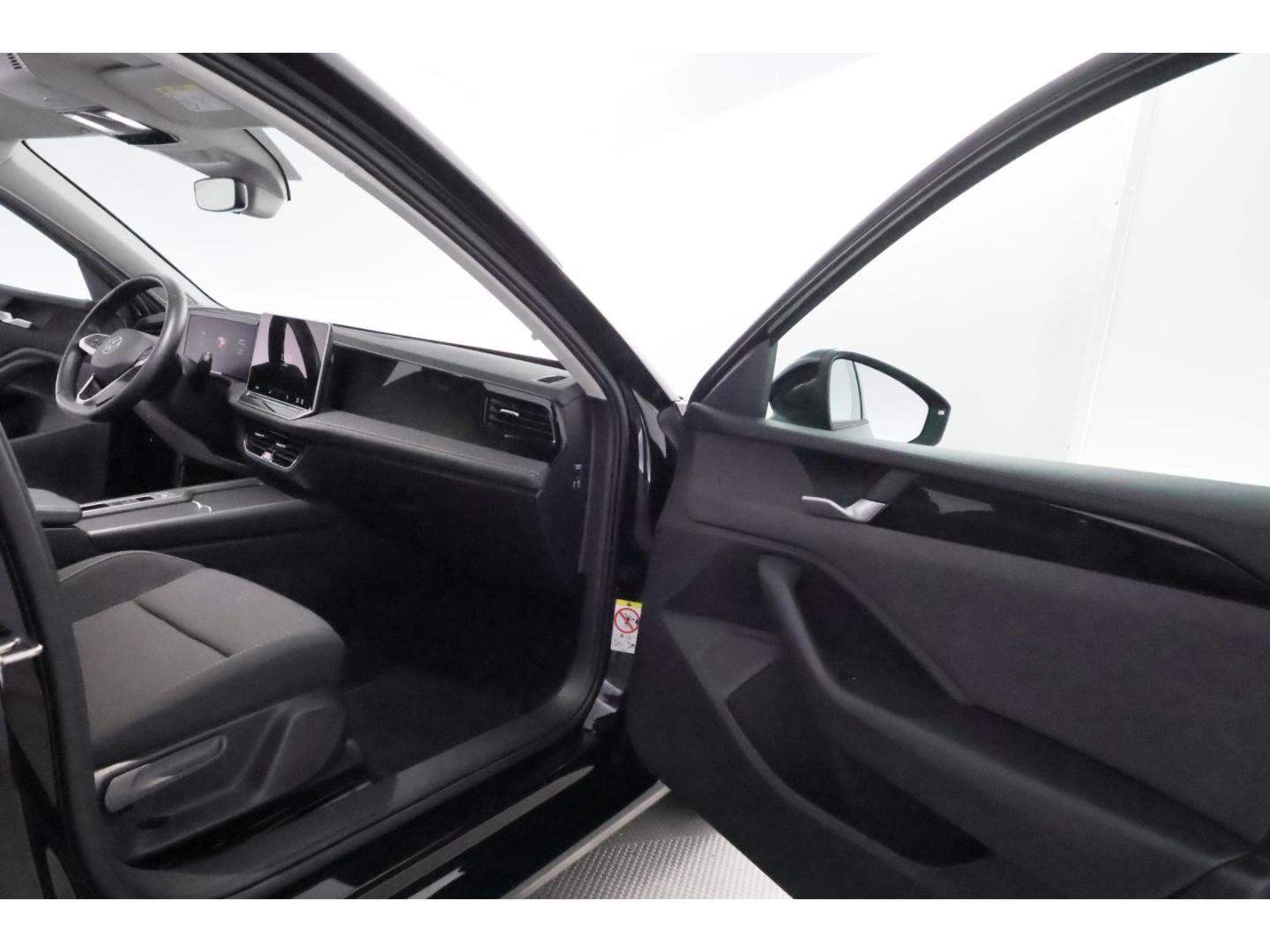 Volkswagen Passat 1.5eTSI DSG+LED+NAVI+TEMPO+PDC, миниатюра 18