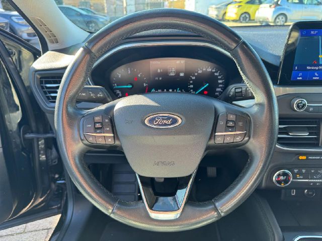 Ford Focus Turnier Titanium