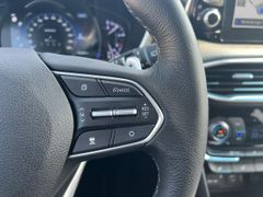 Fahrzeugabbildung Hyundai SANTA FE 2.2 CRDi AWD PREMIUM LEDER PANO ACC LED