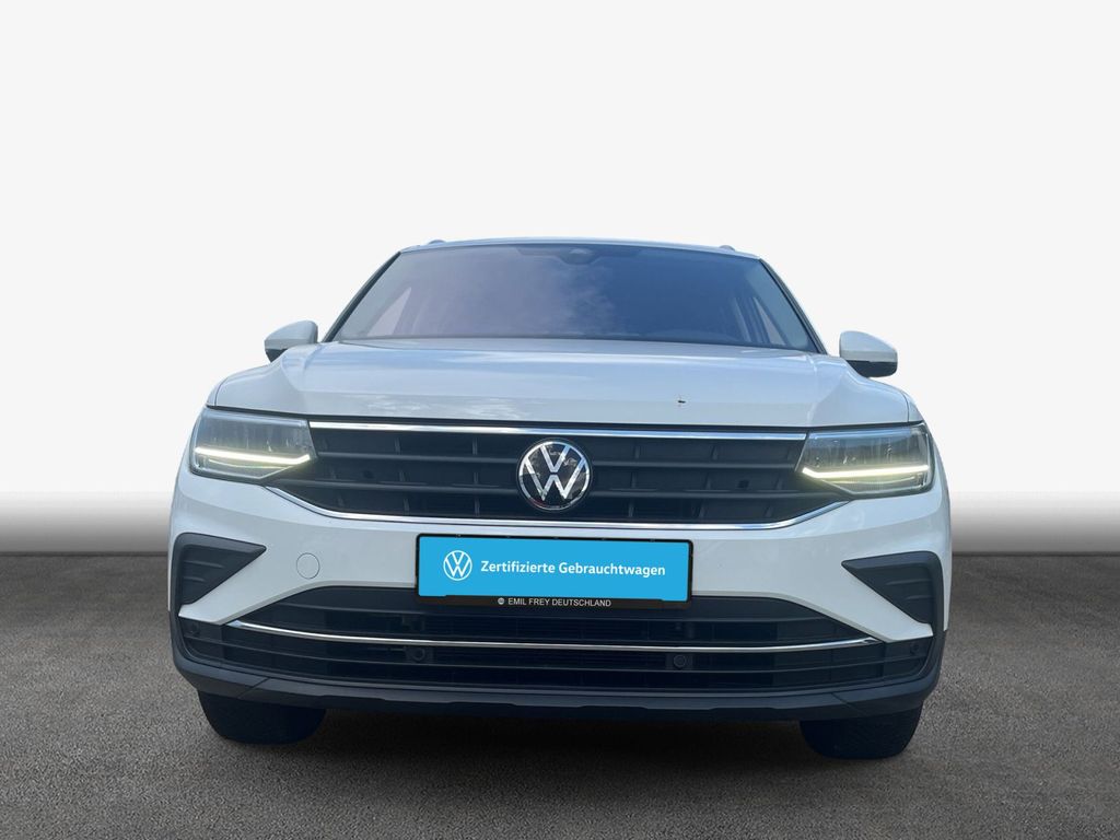 Volkswagen Tiguan — fotografia 3