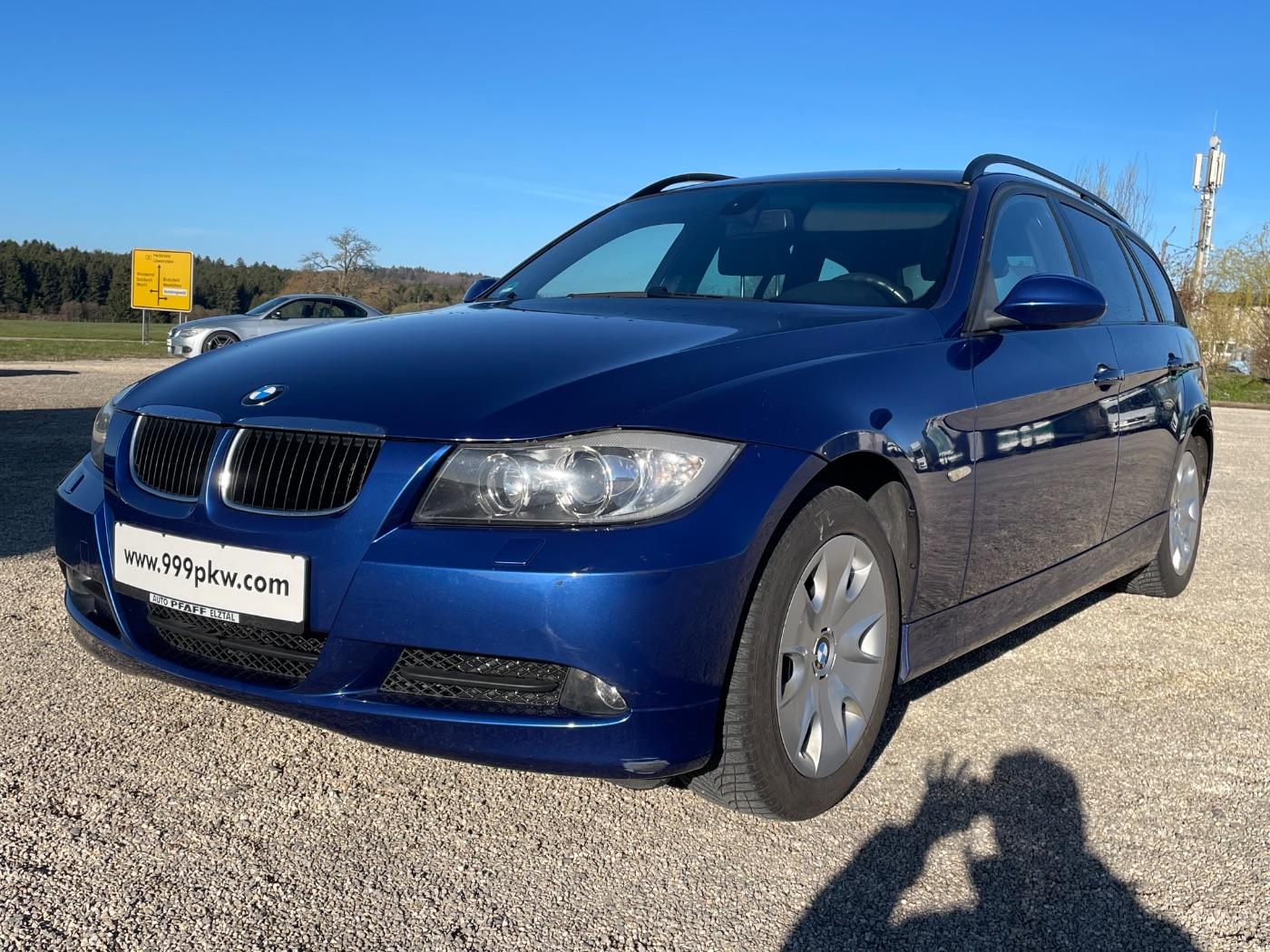 BMW 320i Touring Panoramadach Teilleder Sportsitze