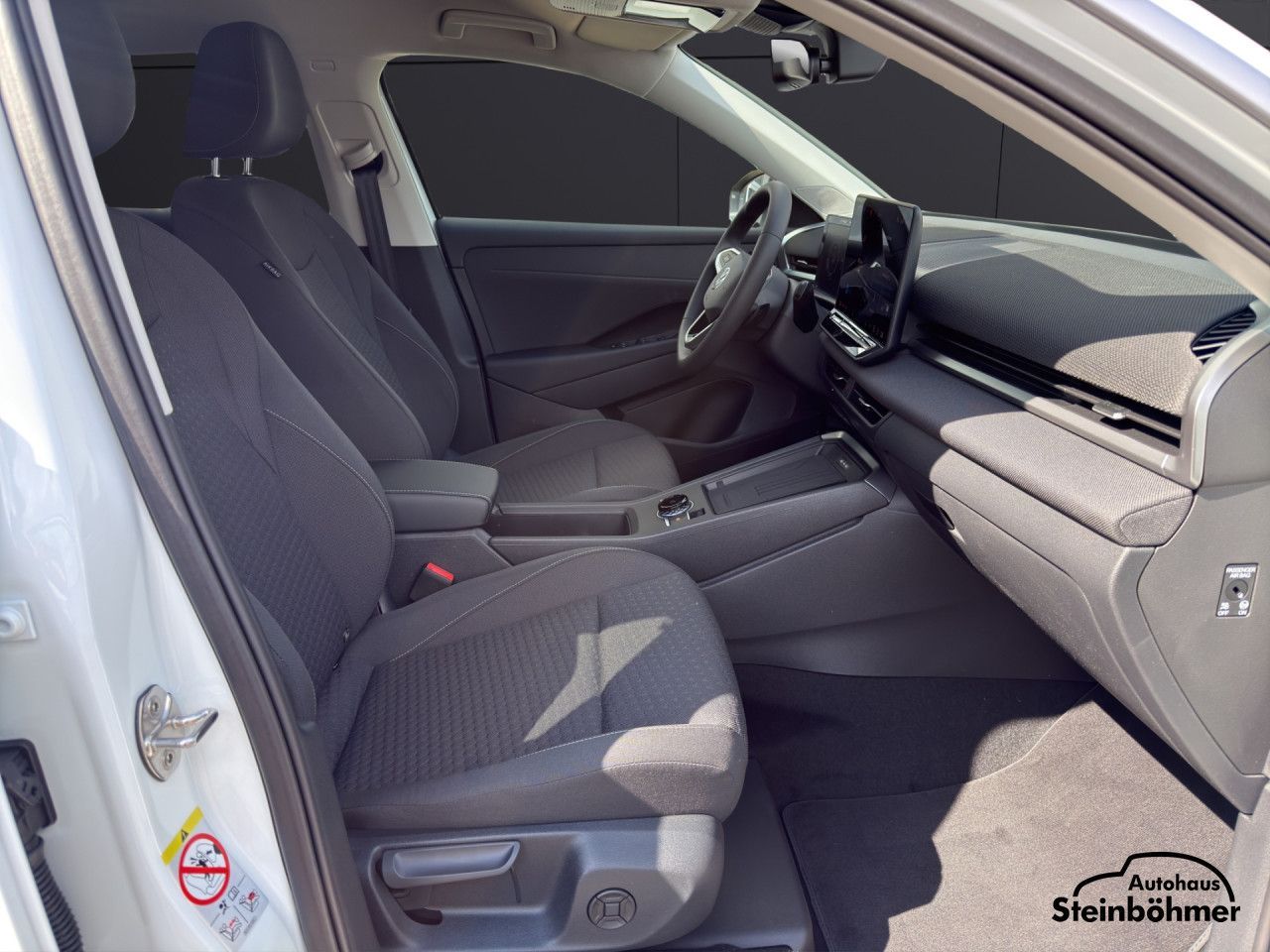 Volkswagen T-Roc - Bild 13