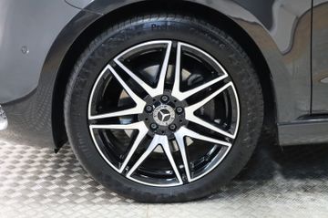 Mercedes-Benz V 300 Edition lang AMG Line Pano AHK Airmatic