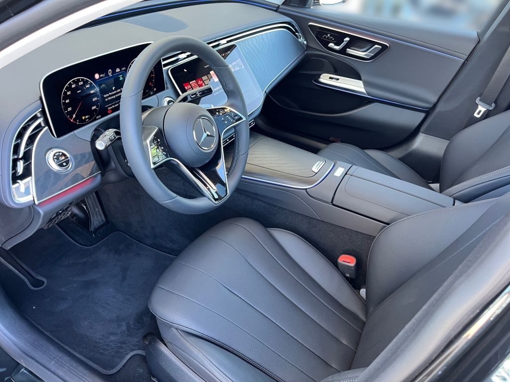 Fahrzeugabbildung Mercedes-Benz E 200 4MATIC T-Modell 360 ACC AHK AUT DynLicht
