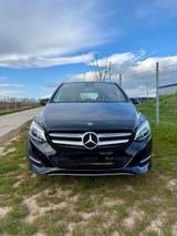 Mercedes-Benz B200 | Automatik | LED | Navi | Si - : Van, Mercedes