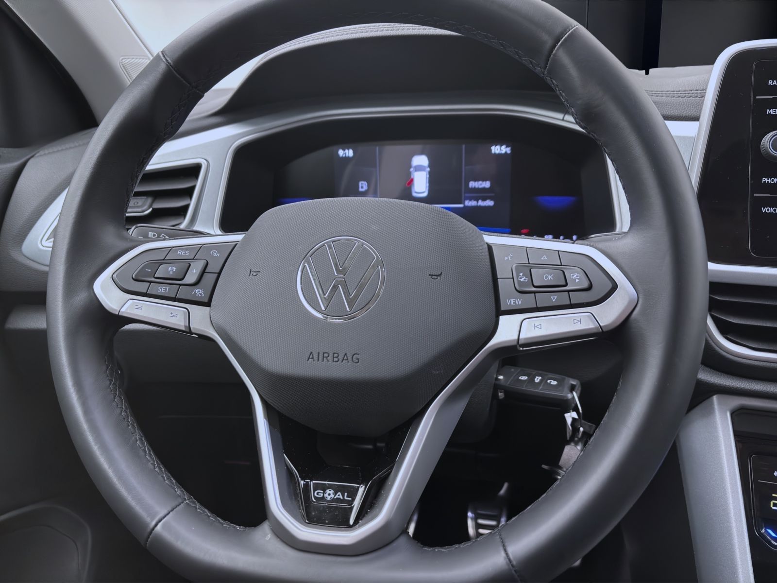 Volkswagen T-Roc - Bild 12