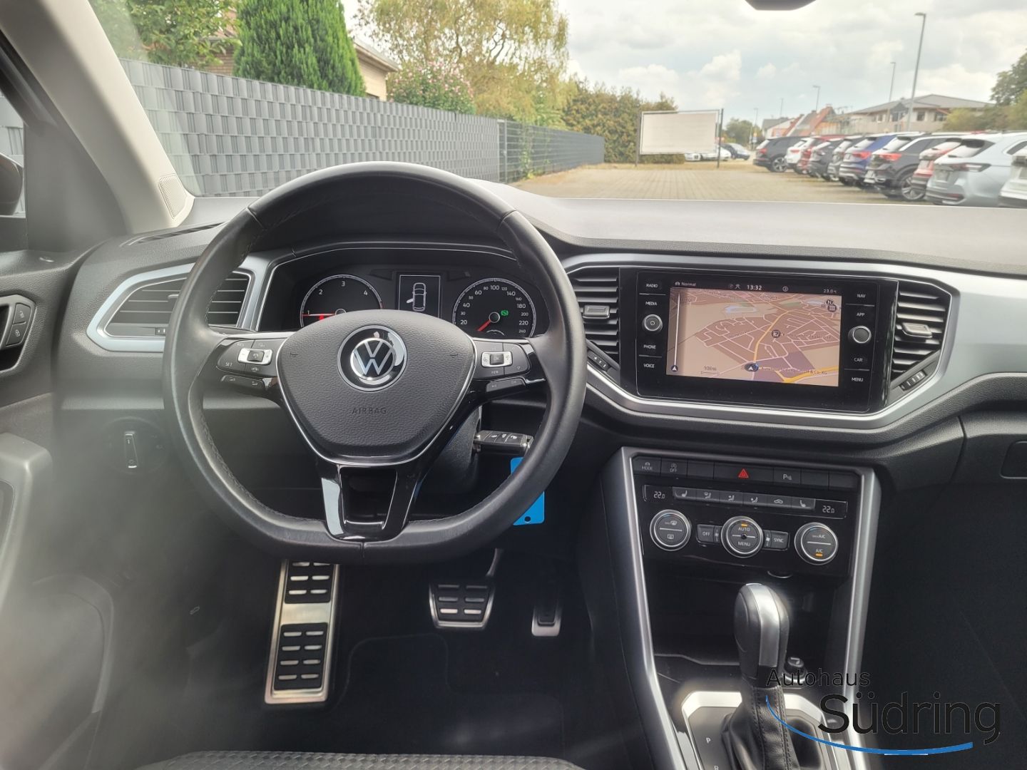 T-Roc Active 2.0 TDI DSG AHK Navi ACC El. Heckkl