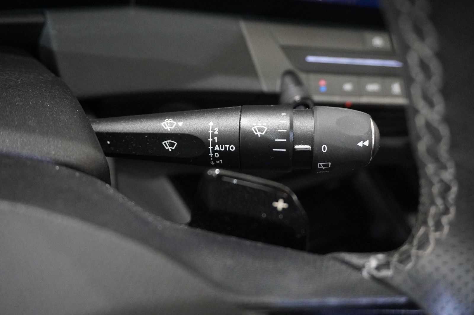 Fahrzeugabbildung Opel Astra L Lim. 1.5D ELEGANCE NAVI/LED/KAMERA/SPORT