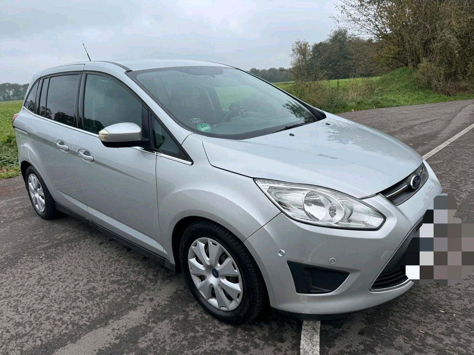 Ford Grand C-MAX 2012 — photo 6