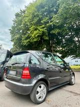 Mercedes-Benz Mercedes A160 Avantgarde Automatik TÜV 10/... - Mercedes-Benz A 160 in Dortmund