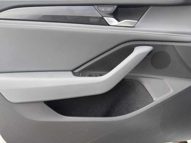 Passat Business 2.0 TDI AHK-klappbar Navi ACC