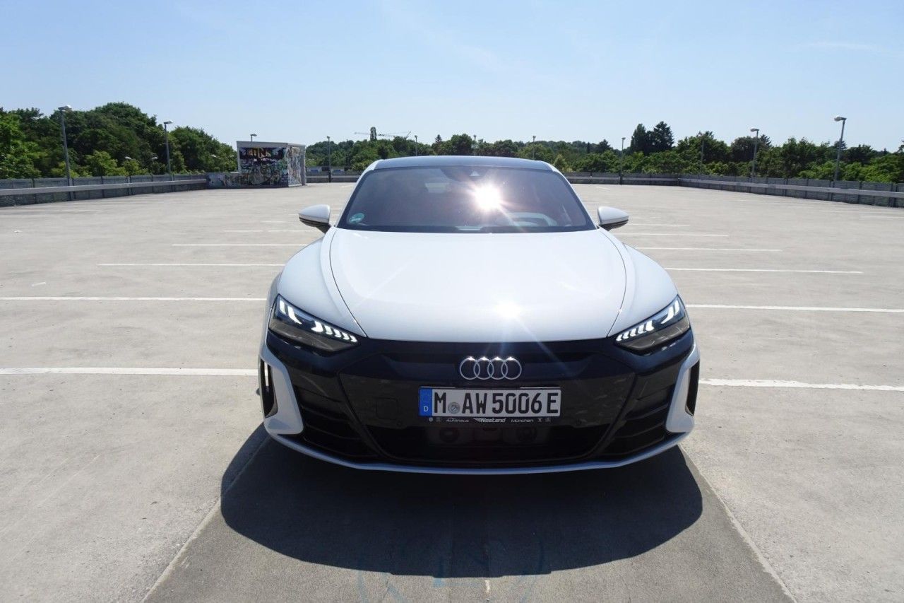 Fahrzeugabbildung Audi e-tron GT 350kW quattro Leder LED Navi Klima