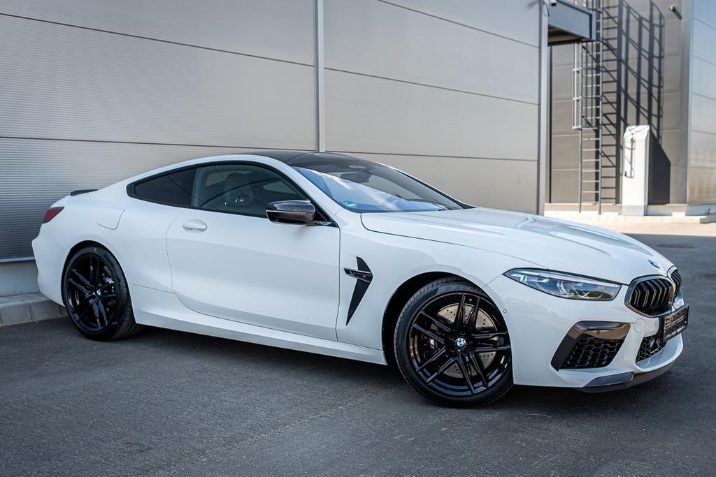 BMW M8