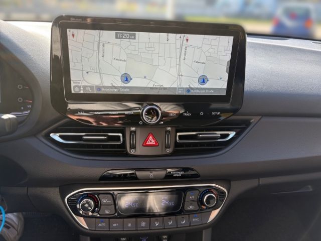 Fahrzeugabbildung Hyundai i30 Intro Edition Mild-Hybrid Navi,RFK,LED,DCT,P
