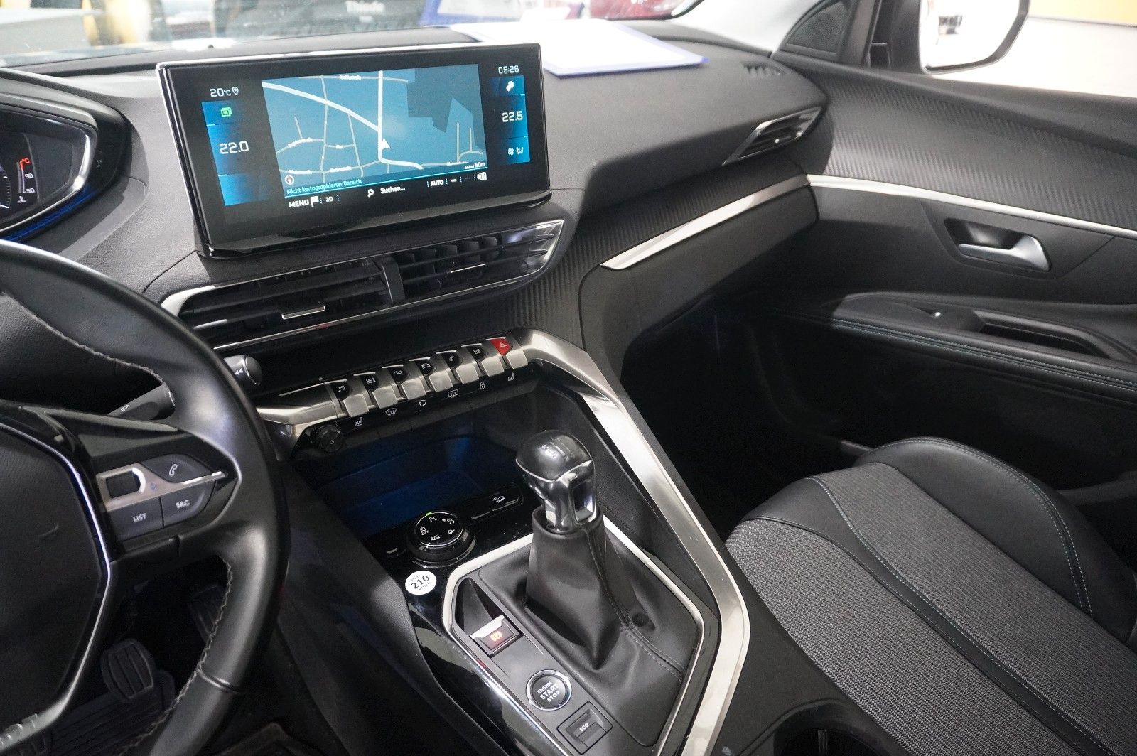 Fahrzeugabbildung Peugeot 3008 1.5D ALLURE NAVI/LED/KAMERA/SPORT/VIRTU/AHK