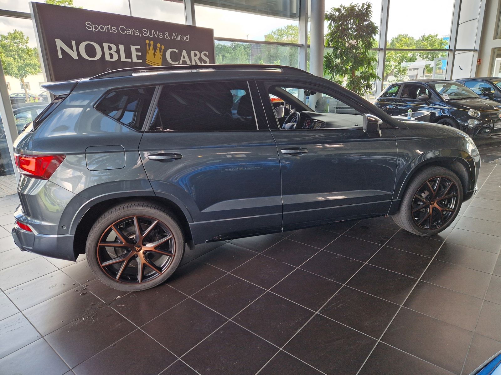 Fahrzeugabbildung CUPRA Ateca 4Drive PANO AHK 360° LED