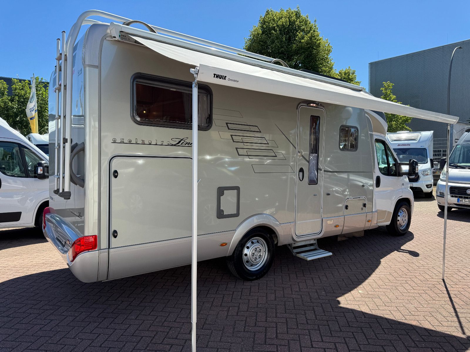 Fahrzeugabbildung HYMER / ERIBA / HYMERCAR T 614 CL 2X2 EXCLUSIVE LINE DUCATO MAXI SOLAR 1H
