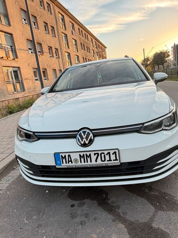 Image of Volkswagen Golf