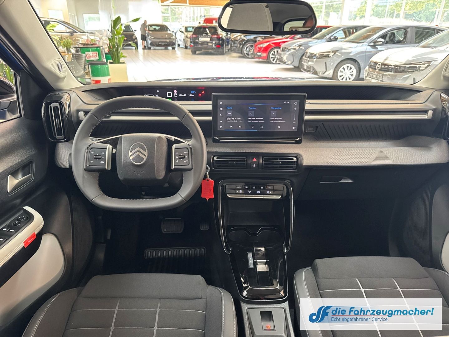 Fahrzeugabbildung Citroën C3 e 113 MAX HUD Navi Soundsystem LED Apple CarP