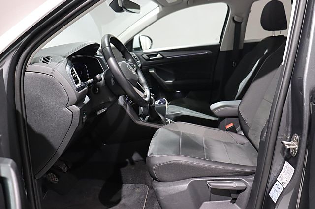 T-Roc Style 1.0 TSI AHK el.Heckklappe Winterr.AC