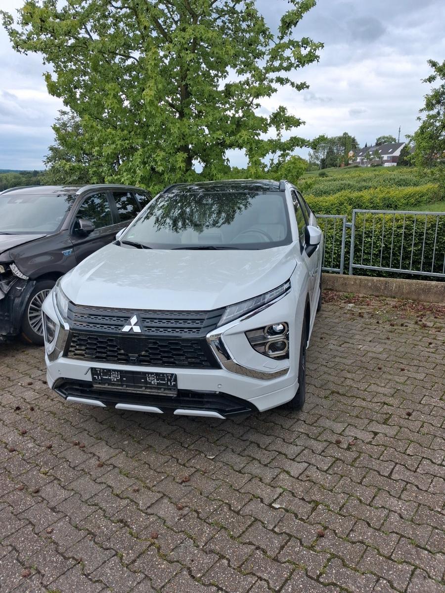 Mitsubishi Eclipse Cross Plug-in Top 2,4 MIVEC 4WD, Leder
