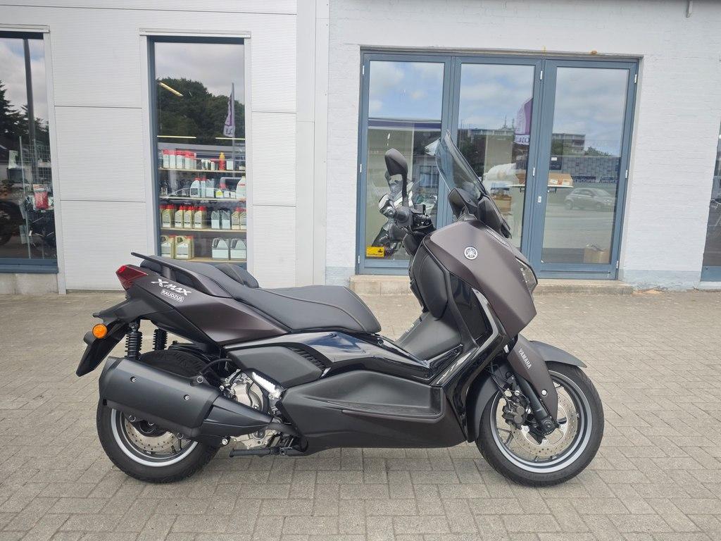 Yamaha X-Max 300 Tech Max Vorführfahrzeug 2024