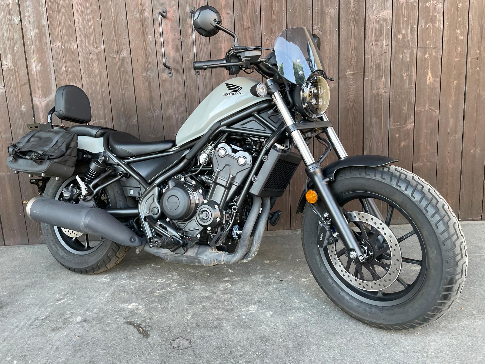 Honda CMX 500 Rebel + Taschen