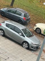 Volkswagen Opel Astra j 2014 neue TÜV Angebot 5600  - Volkswagen Golf: Angebot