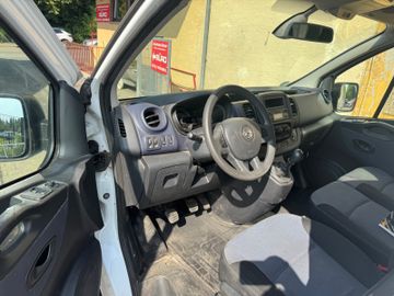 Opel Vivaro - 7