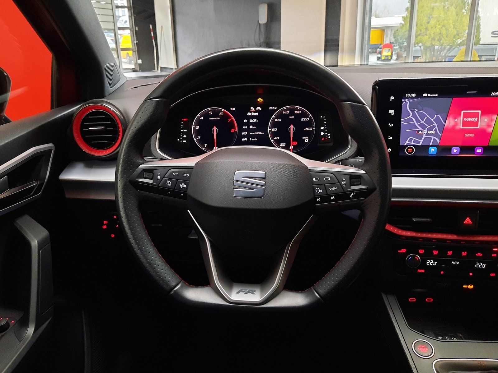 Fahrzeugabbildung SEAT Ibiza FR TSI *Navi*Cam*LED*Einparkh*MirrorLink*