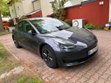 Tesla Model 3 AWD Dualmotor Long Range Grau - Tesla Gebrauchtwagen in Berlin
