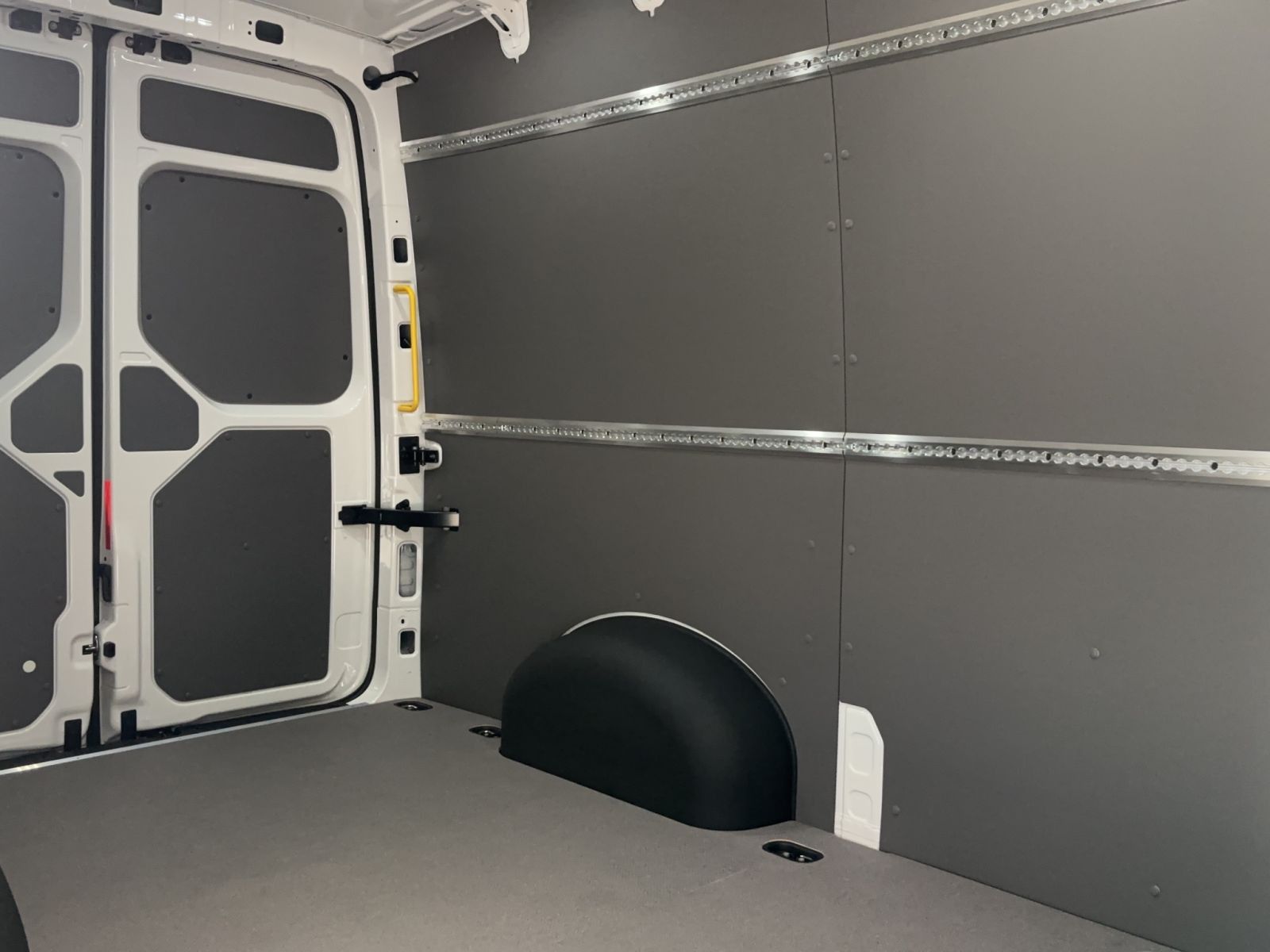 Volkswagen Crafter - Bild 14
