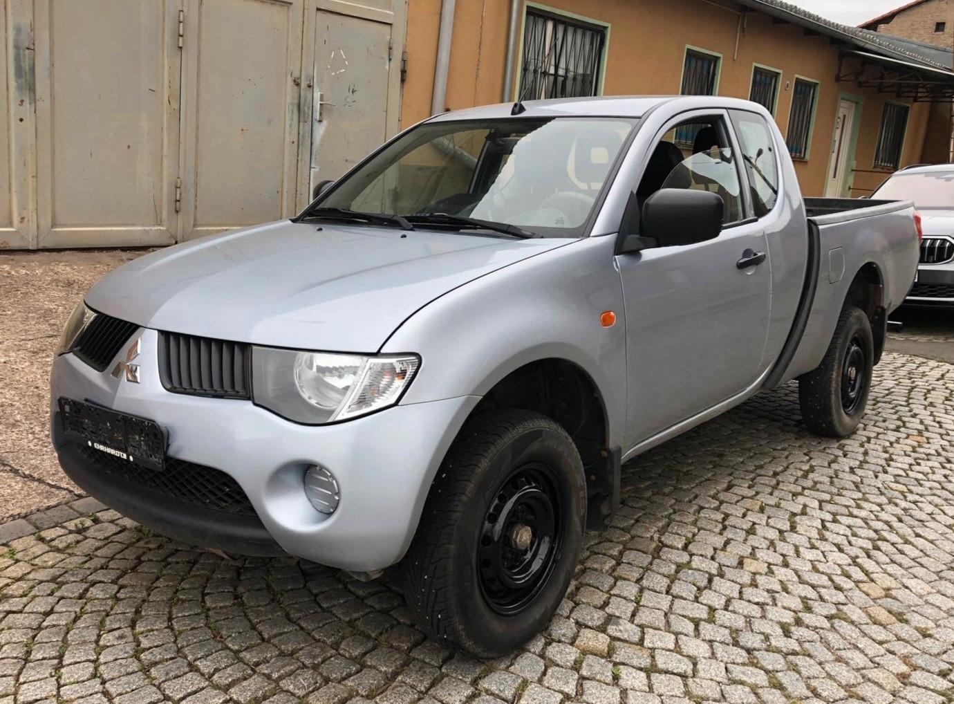 Mitsubishi L200