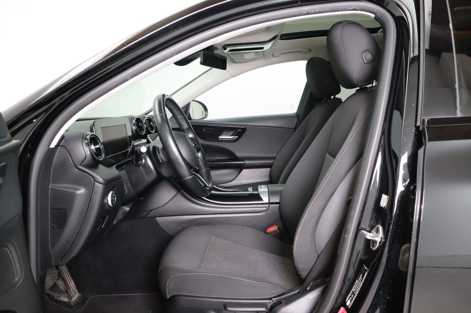 Fahrzeugabbildung Mercedes-Benz C 300 T d Avantgarde * Navi * LED * Sitzhzg.