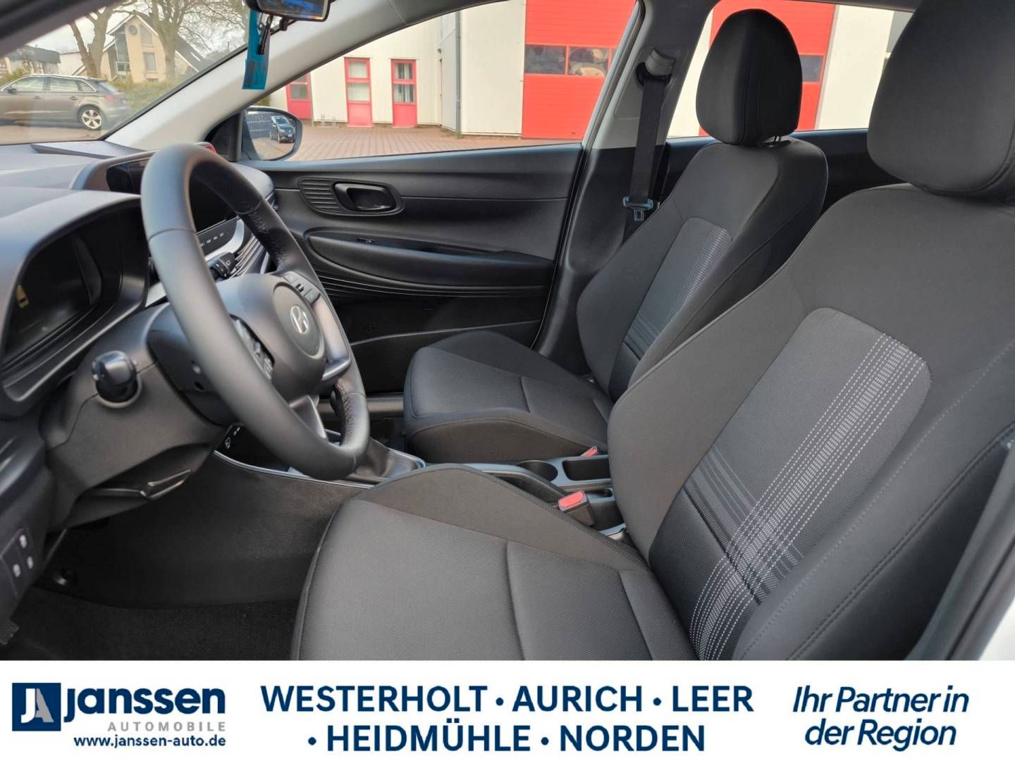 Fahrzeugabbildung Hyundai BAYON Select PDC Navi Klima Start-Stopp Rückfah