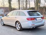 Mercedes-Benz E 220 d T Avantgarde Pano Multibeam Kamera ACC - Mercedes-Benz E 220 Gebrauchtwagen in Wiesbaden