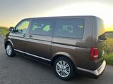 Volkswagen T5 Multivan - Volkswagen T5 Multivan: 8 Sitzer