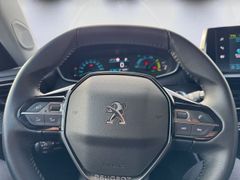 PEUGEOT 2008 -e Active Tempomat 11kW-Lader DAB+ PDC