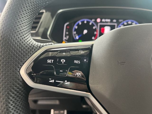 Fahrzeugabbildung Volkswagen Tiguan Allspace 2.0 TSI DSG R-LINE AHK PANO KAME